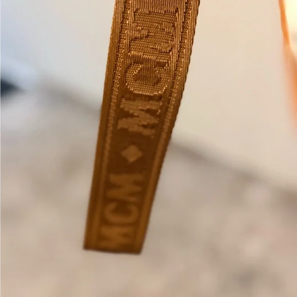 MCM Cognac Visetos Pouch with White Rabbit and Blue Detail - Picture 4 of 7